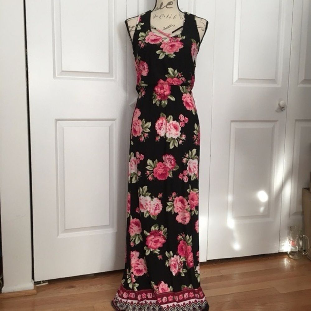 New! ThreePink Hearts black floral roses Maxi Dress size xxl